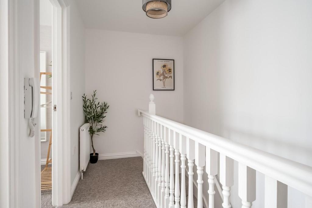 Central Belfast Apartments Chill R&R Eksteriør bilde